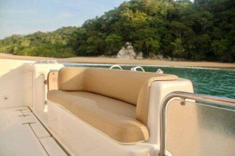Huatulco: Yacht Charter with Crew in Santa Cruz Huatulco - Why Choose This Yacht Charter?