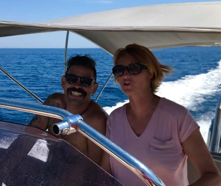 Hvar: Private 7-Hour Speedboat Rental with Skipper - The Experience from the Reviews