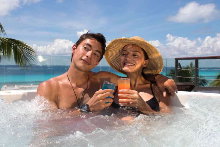 Isla Mujeres: Royal Garrafon VIP and Punta Sur admission - Analyzing the Value