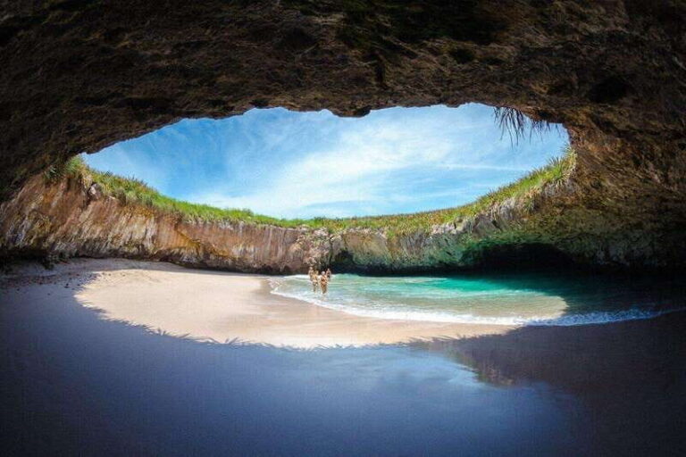 Islas Marietas National Park + Snorkeling at Los Arcos de Mismaloya - An In-Depth Look at the Tour Experience