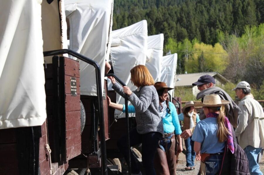 Jackson: Chuck Wagon Cookout and Live Show - Why This Experience Excels