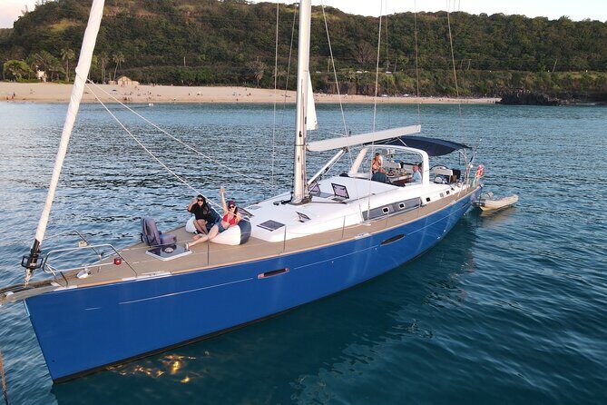 Kanoa Yacht Charter: 2-Hour Sail off Waikiki - The Experience: What to Expect from Start to Finish