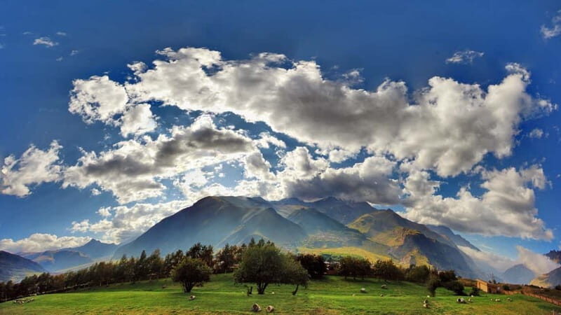 Kazbeg Mountains Day Trip with Gourmet Lunch at Rooms! - Practical Details and What You Need to Know