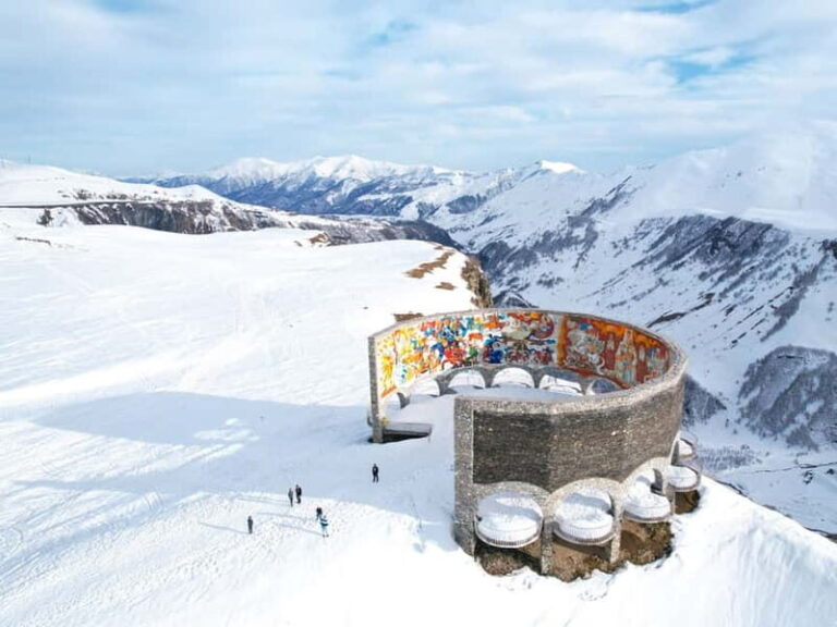 Kazbegi-Ananuri-Gergeti Private Tour - The Richness of the Experience