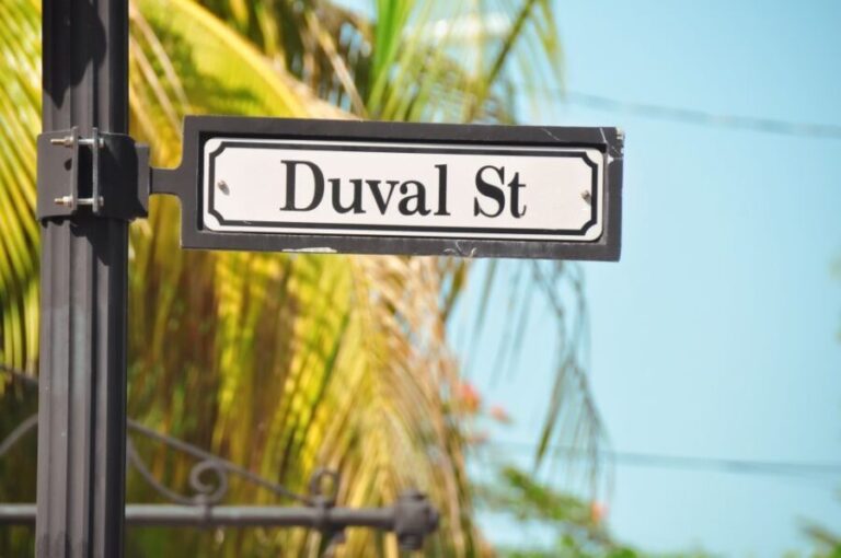 Key West: Haunted Pub Crawl Walking Tour - What’s Included and What’s Not