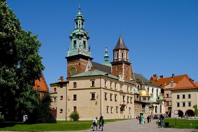 Krakow: Old Town, Jewish Kazimierz and Ghetto Sightseeing by Electric Golf Cart - Practical Details and Tips