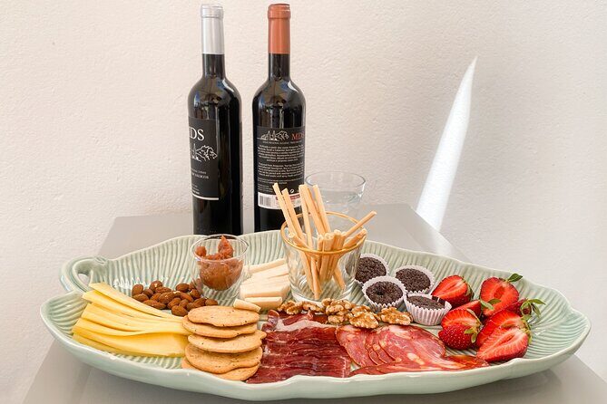 Lagos, Portimão & Carvoeiro: Wine Tasting, Tapas & Music Tour - Transport and Logistics