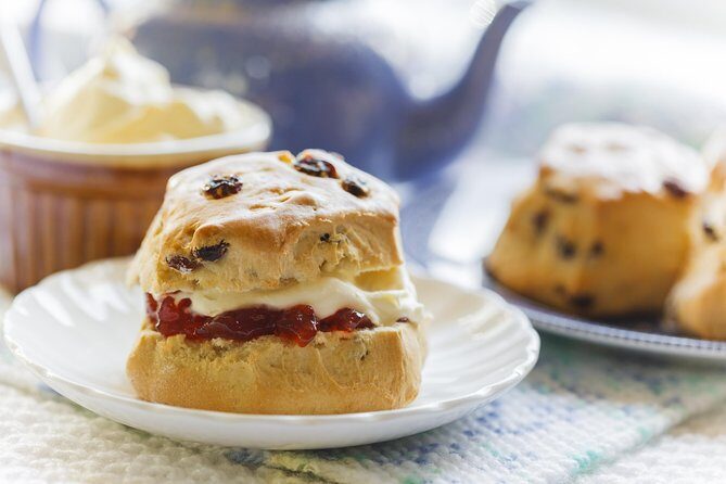 Lake District - Rail Tour from London with Cream Tea and Cruise - The Journey Begins: From London to the Lake District