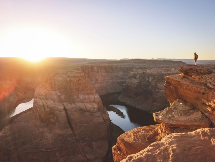 Las Vegas: Lower Antelope Canyon & Horseshoe Bend w/ Lunch