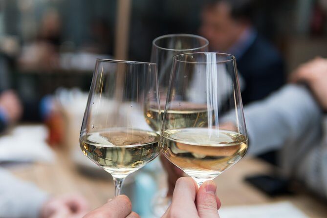 Loire Valley Wines and Castle Small Group Day Trip from Paris - Lunch and Wine Pairing