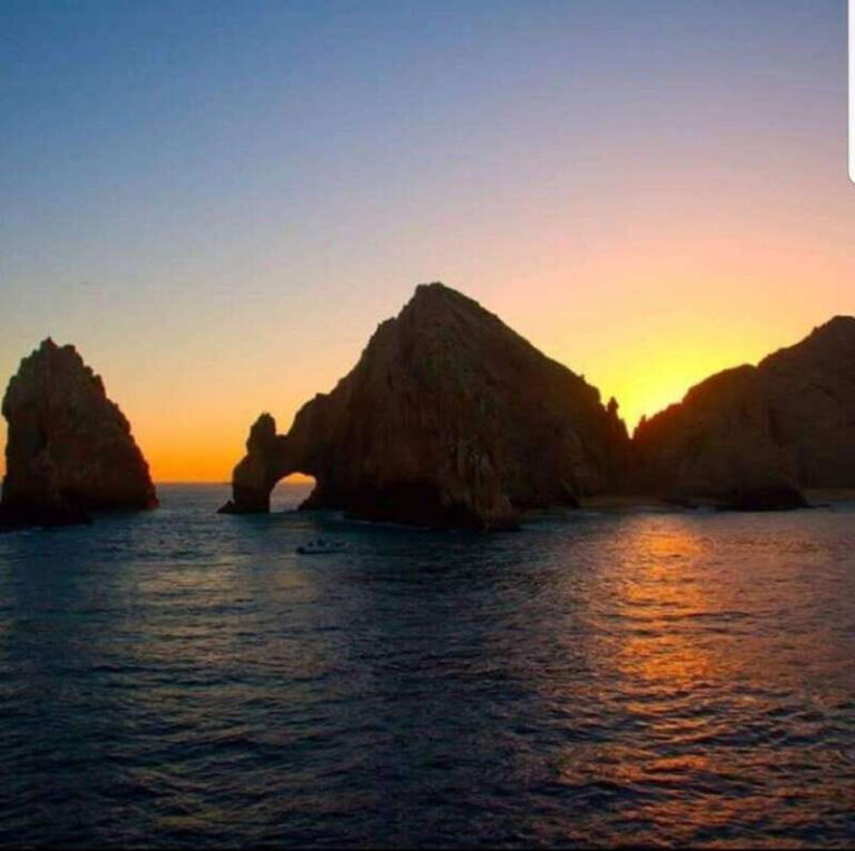 Los Cabos: Snorkeling Cruise and Sunset Beach Tour - Transportation and Logistics