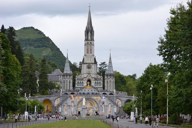 Lourdes Sanctuary Private Tour & Hotel Pickup from San Sebastian - An In-Depth Look at the Lourdes Private Tour