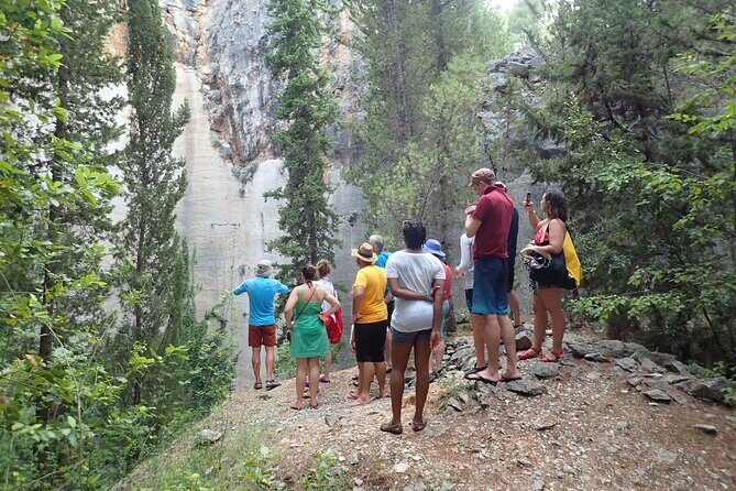 Lumbarda-Sunset Kayaking Experience with picnic: Wine and Sweets - An Itinerary Filled with Highlights