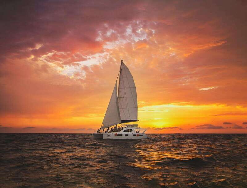 Luxury Sunset Sailing Catamaran Cruise in Cancun - The Luxurious Setting and What You Can Expect