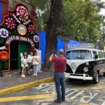 Mexico: Coyoacan & Xochimilco:VW bus, Boat & Brunch - Family - A Complete Look at the Tour Experience