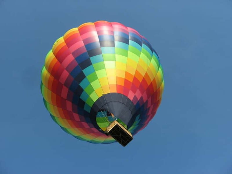 Milan: Hot Air Balloon Flight S.Colombano al Lambro weekdays - A comprehensive look at the hot air balloon experience