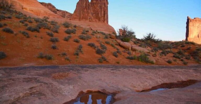 Moab: Arches National Park Sunset Tour - Why This Tour Works for Different Travelers