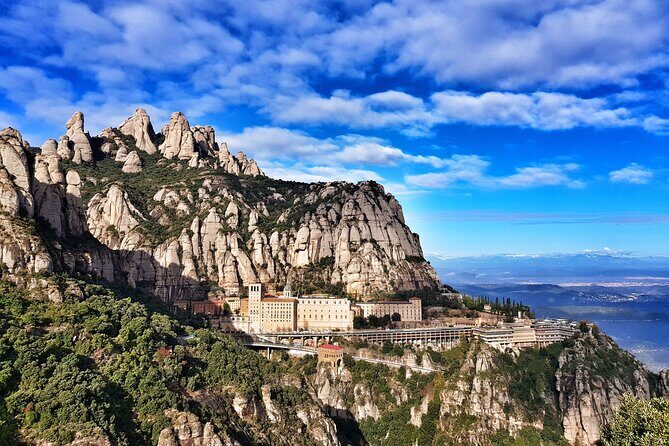 Montserrat Hiking Experience and Monastery with a Mountain Leader - The Itinerary in Detail