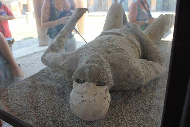 Naples & Pompeii from Rome by Fast Train - Small Group - Authentic Experiences and Practical Tips