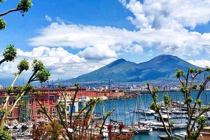 Naples to Positano/Sorrento Transfer via Pompeii (or Vice Versa) - The Pompeii Stop: A Cultural Highlight