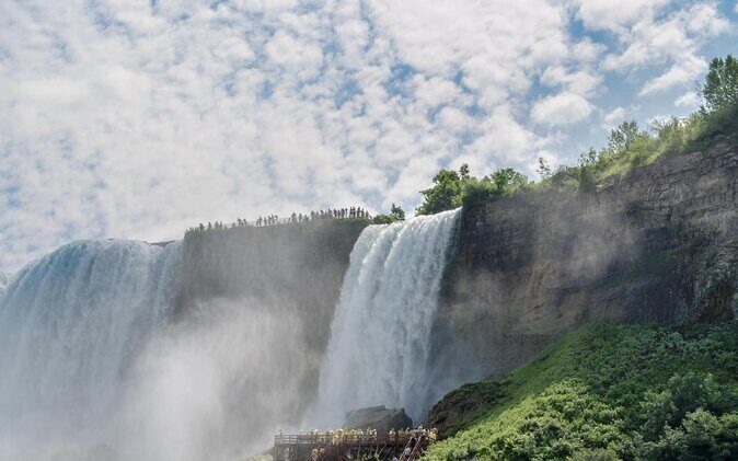 Niagara Falls Winter Wonderland USA Tour (small groups) - Stop 4: Goat Island