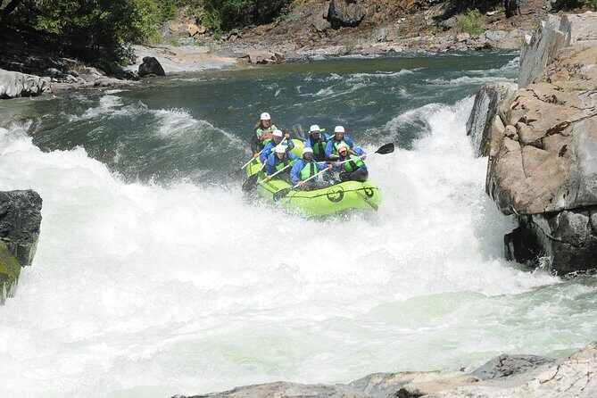 North Yuba River - 1 Day Rafting Trip (Class 4+) - Gear and Comfort Considerations