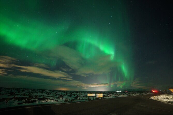 Northern Lights In luxury off-road SUV with Photos and Treats (Private 1-6 Pax) - Who Should Book This Tour?