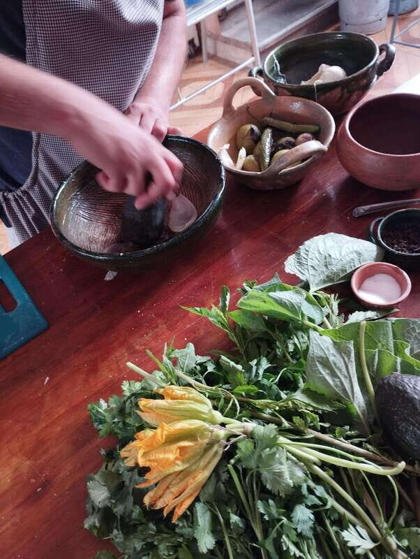 Oaxaca: Traditional Oaxacan Food Cooking Class - Learning Traditional Recipes