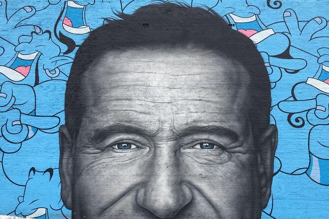 Offbeat Street Art Tour of Chicago: Urban Graffiti, Art, and Murals - The Guide: Passionate, Knowledgeable, and Friendly