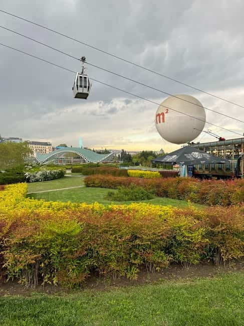 Old Tbilisi Private Walking Tour with Wine and Cable Car - Unique Highlights and Experiences