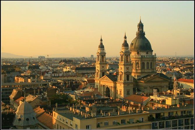 Orientation walk in Budapest - The Itinerary: What to Expect at Each Stop