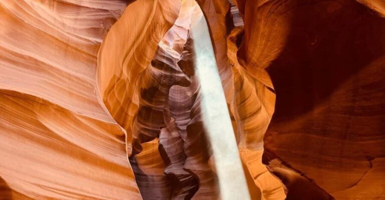 Page: Upper & Lower Antelope Canyon Guided Tour with Permit - An In-Depth Look at the Tour Experience
