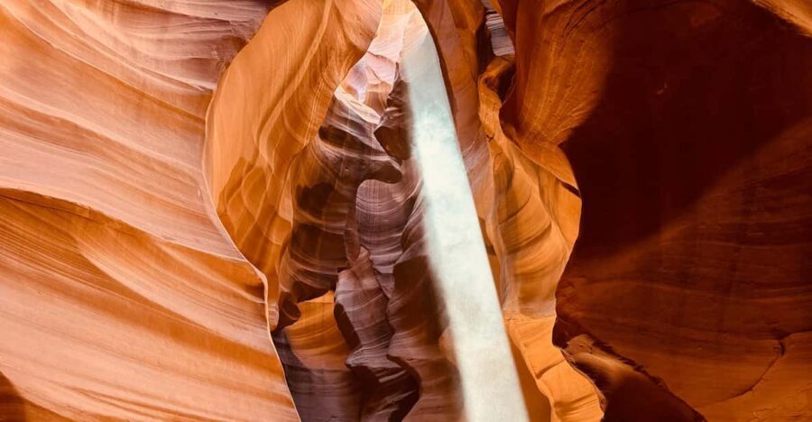 Page: Upper & Lower Antelope Canyon Guided Tour with Permit - An In-Depth Look at the Tour Experience
