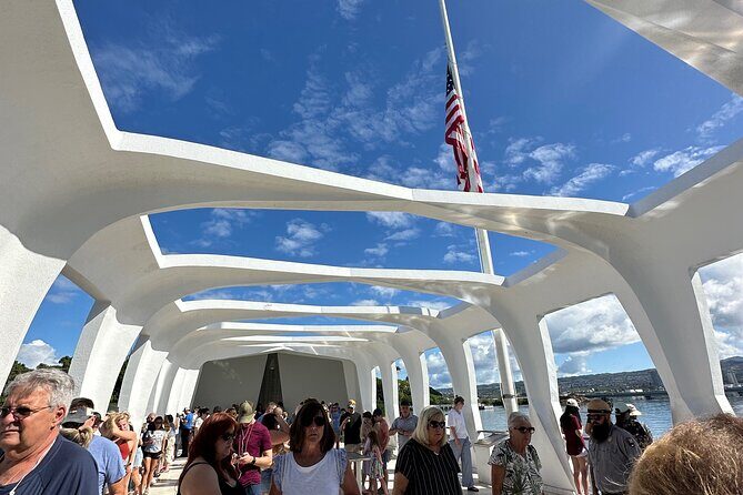 Pearl Harbor USS Arizona Memorial, small group Tour - Pearl Harbor National Memorial: A Respectful and Moving Experience