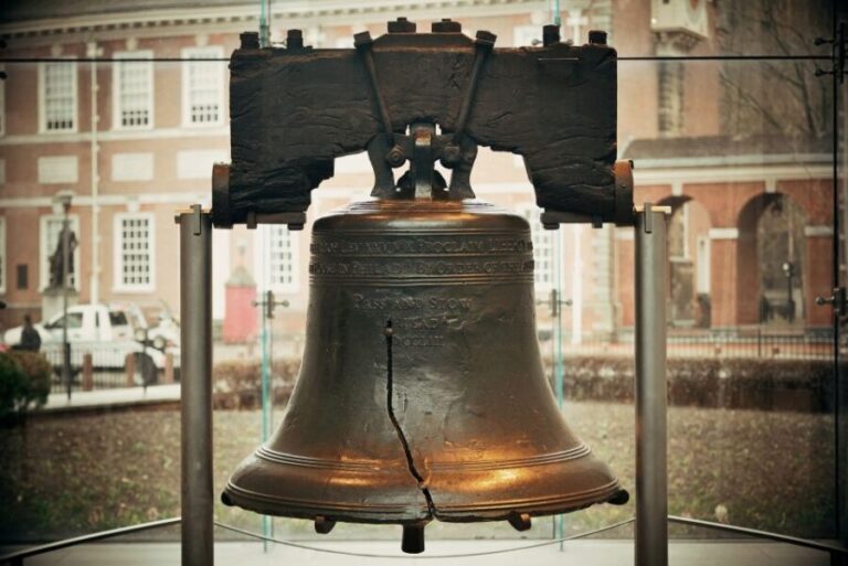 Philadelphia: Ghosts of Philadelphia Walking Tour - A Closer Look at the Stops
