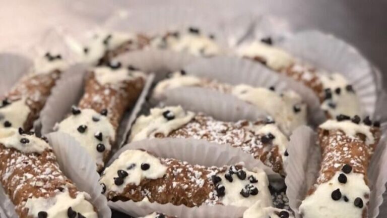 Philadelphia: Inside the Italian Market: Tasting Journey - FAQs