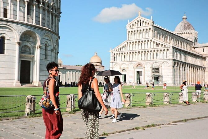 Pisa, Siena, San Gimignano and Chianti: Tuscany Day Trip by minivan - An In-Depth Look at the Tuscany Day Trip