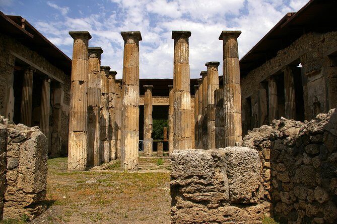 POMPEI Half Day TOUR - Departure from NAPLES Centre (TICKET INCLUDED) - The Value of This Pompeii Tour