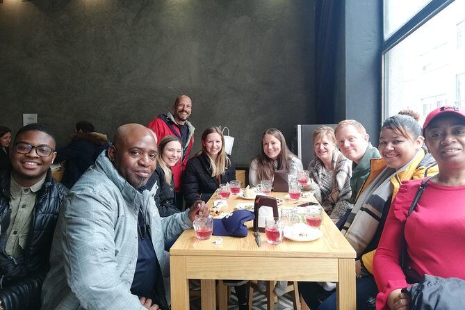 Porto Tapas and Vinho Verde Tour - Key Points