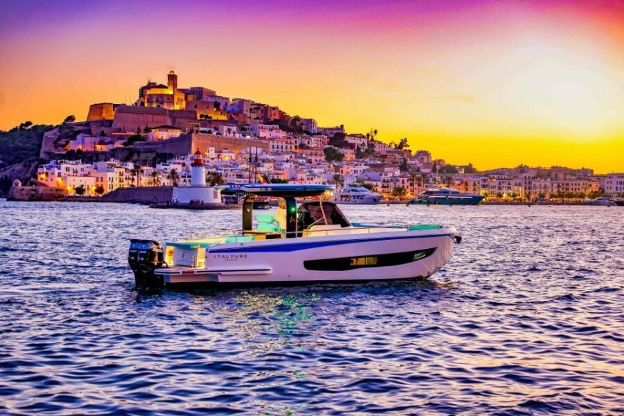 Private and Luxury boat day tour around Ibiza and Formentera - Detailed Itinerary Breakdown
