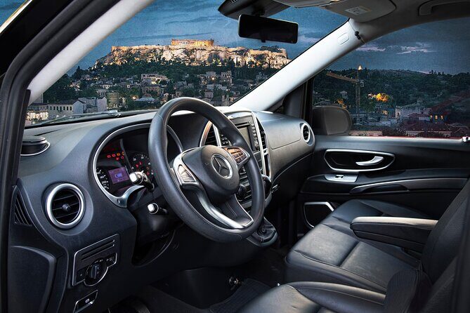 Private Limo Transfer From Pireaus Port to Athens/Suburbs - The Mercedes Vehicles and Comfort Features
