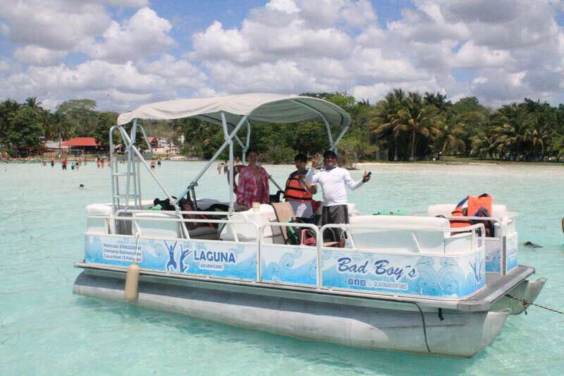 Private pontoon tour in the seven colors Bacalar lagoon - Comfort, Convenience, and Practical Details