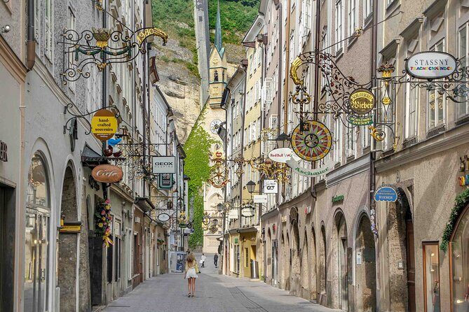 Private Tour from Vienna-Bratislava to Wachau-Hallstatt-Salzburg - Transportation & Overall Experience