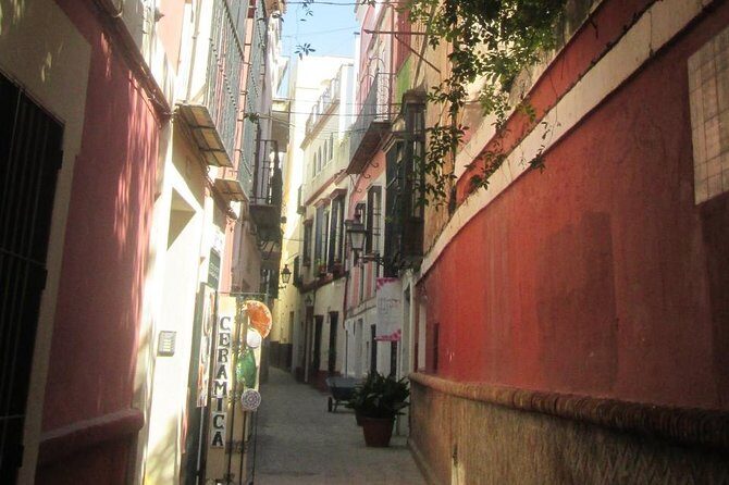 Private tour through the old Jewish neighbourhood. - The Itinerary and What to Expect