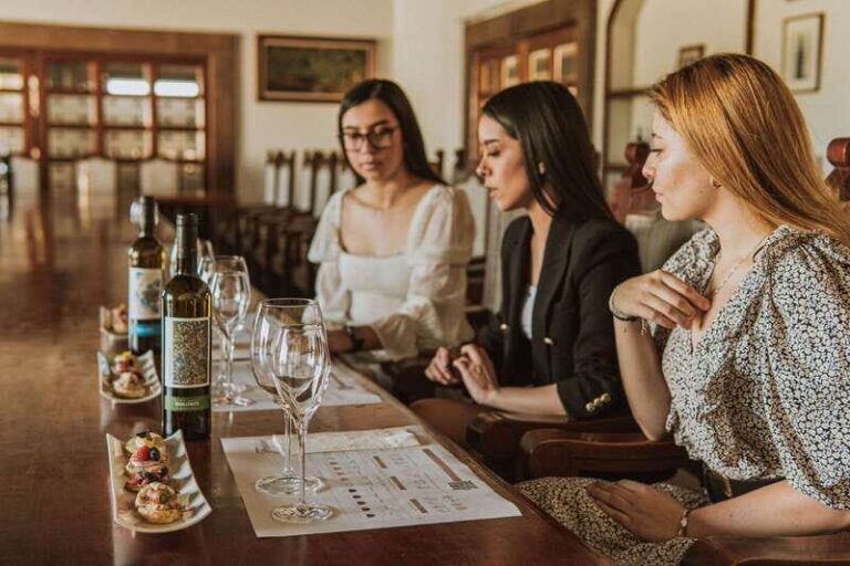 Private tour to Peña de Bernal & Freixenet Winery from CDMX - Exploring Bernal: A Town Full of Colonial Charm