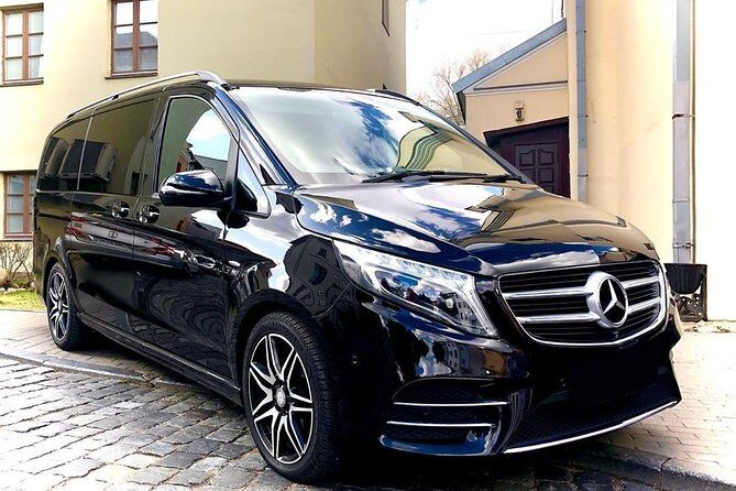 Private Transfer from Denver Airport DEN to Denver in Luxury Van - The Itinerary & Your Journey