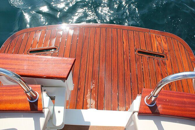 Procida Island Tour by Boat 2h 15m with Swimming and Underwater Photos - Practical Details and Comfort