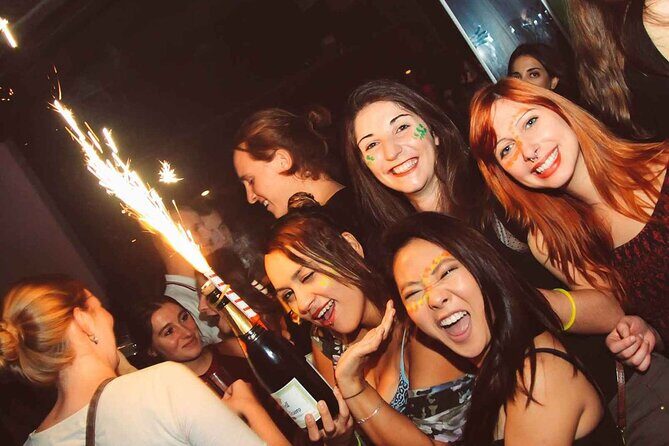 Pub Crawl Barcelona by EVOLVE The BEST night experience - Who Should Consider This Tour?