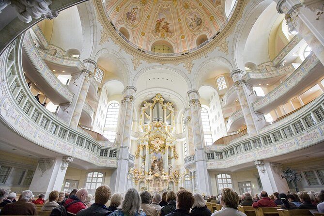Public guided tour of the old town including a tour of the Frauenkirche - Who Will Love This Tour?