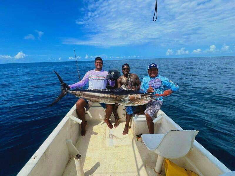 Puerto Escondido: Fishing Boat Trip with Buffet Lunch - The Itinerary in Detail